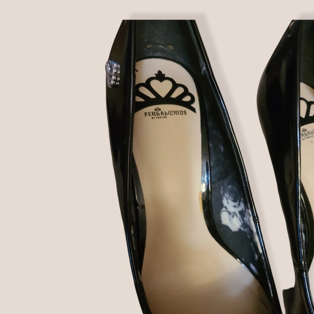 Fergalicious by Fergie Patent Leather Heels BUNDLE&SAVE 30% - Picture 6 of 7